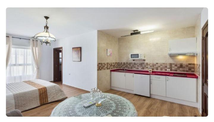 Apartamento En Olvera Con Garaje Exterior photo