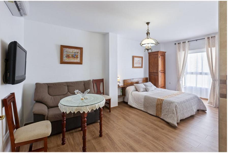 Apartamento En Olvera Con Garaje Exterior photo
