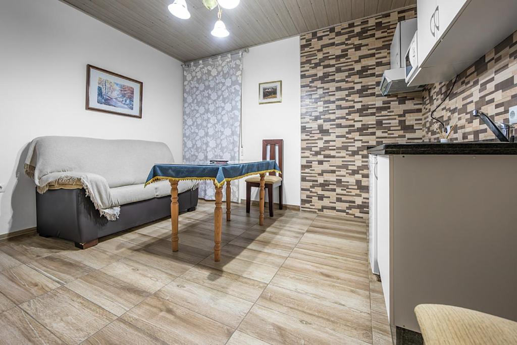 Apartamento En Olvera Con Garaje Exterior photo